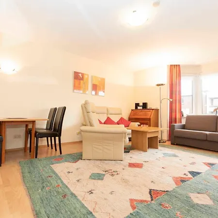 Apartment Trafalgar App_ 255